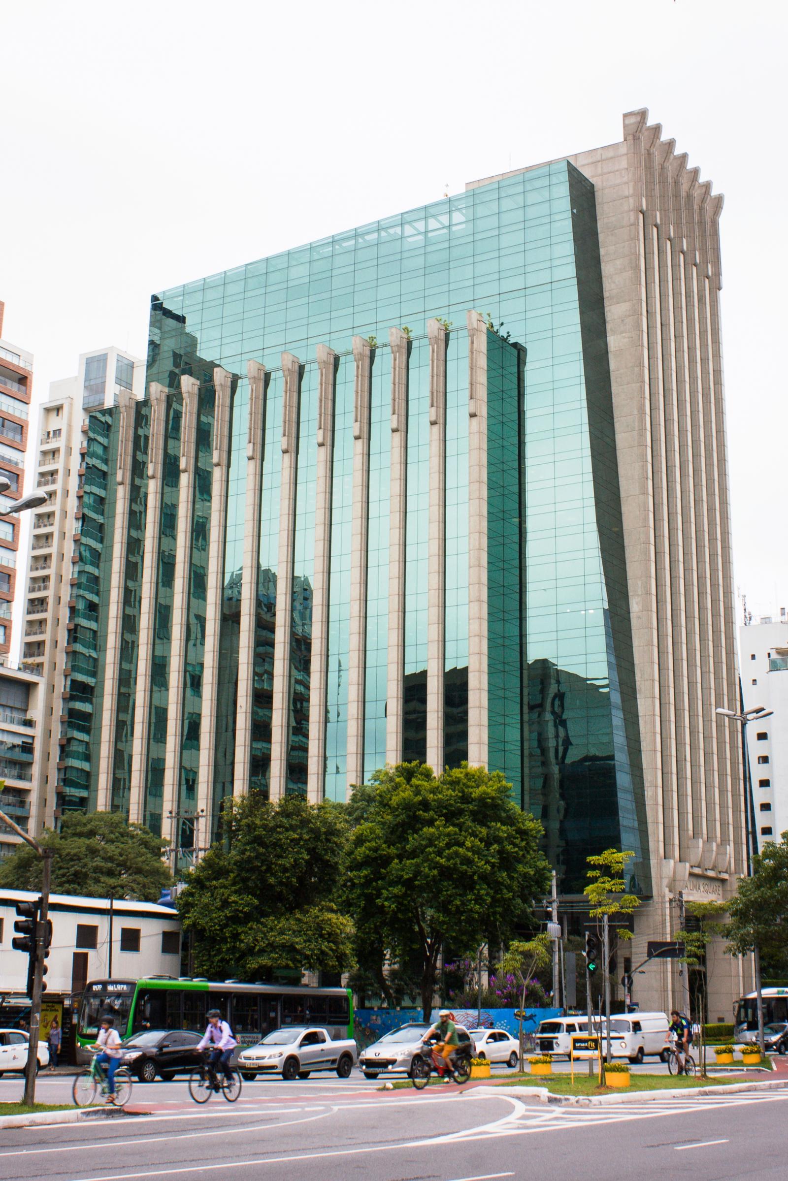 Faria Lima Square