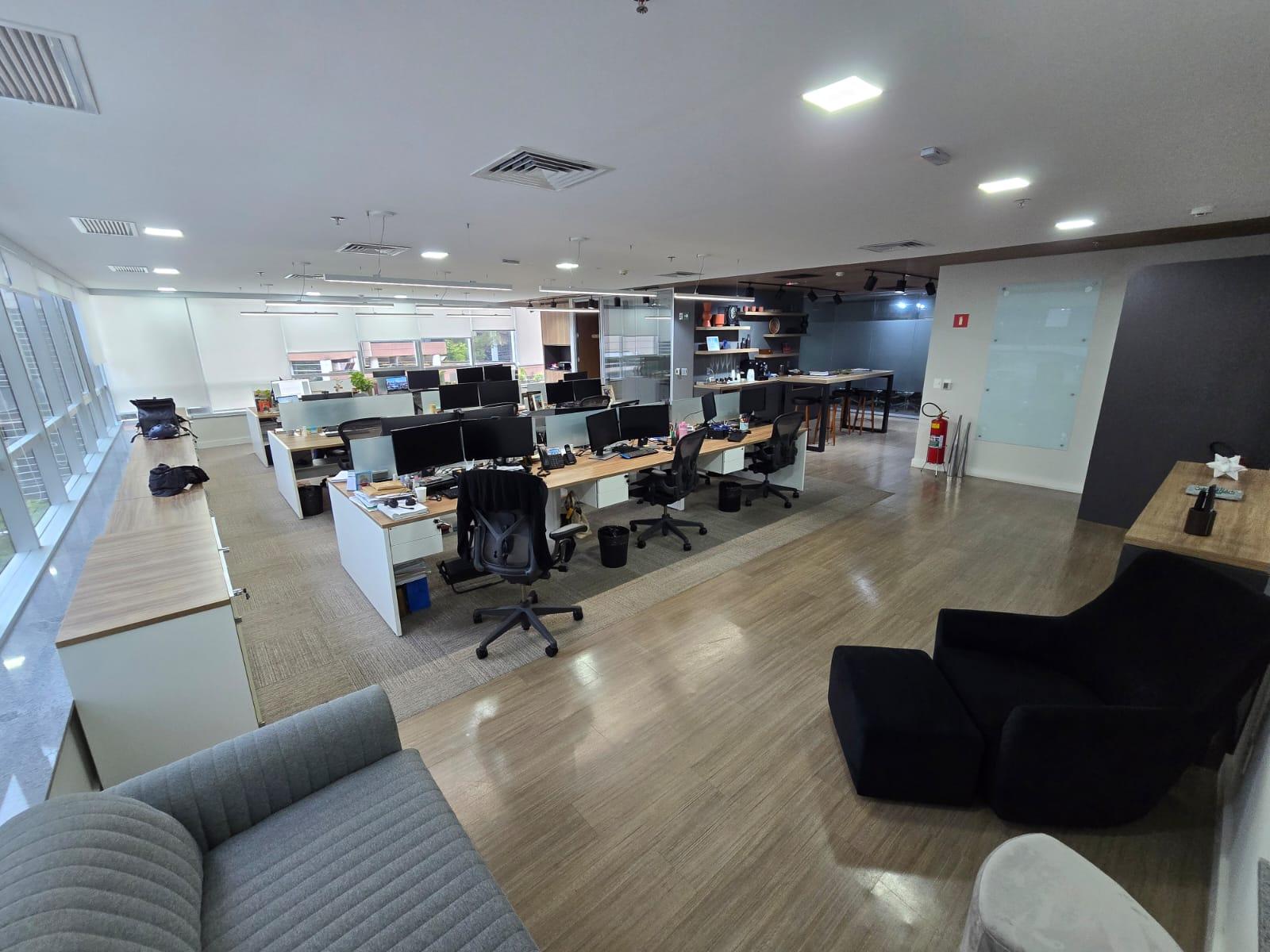 Mobiliado de 260 m² na Vila Olímpia 